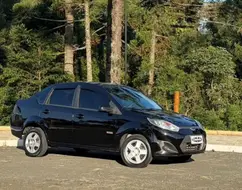 FORD FIESTA 1.6 ROCAM SEDAN 8V FLEX 4P MANUAL FORD FIESTA 1.6 ROCAM SEDAN 8V FLEX 4P MANUAL