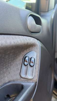 FORD-FIESTA-2012
