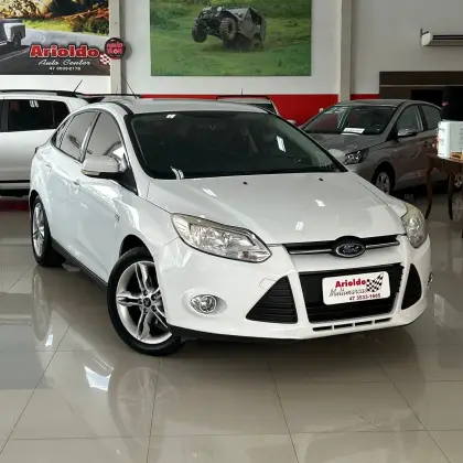 FORD FOCUS 2.0 SE SEDAN 16V FLEX 4P POWERSHIFT