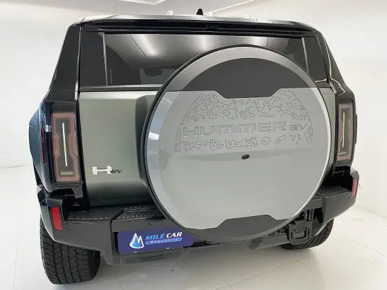 /en/city/cate-car-used-car/gmc-hummer-2024-350-kw-ev-suv-edition-1-4x4-41510902927853568/-4