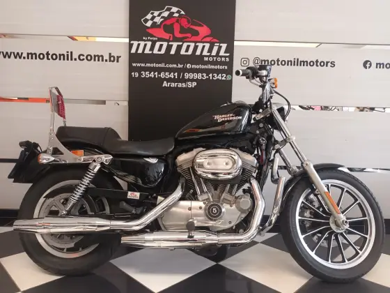 HARLEY-DAVIDSON SPORTSTER XL 883 