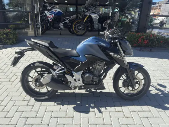 HONDA CB 300F TWISTER ABS HONDA CB 300F TWISTER ABS