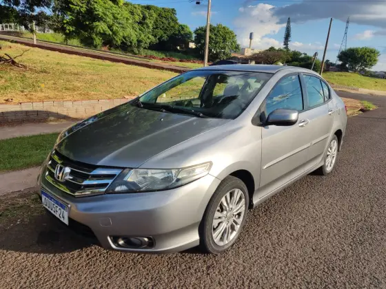 HONDA CITY 1.5 LX 16V FLEX 4P AUTOMÁTICO HONDA CITY 1.5 LX 16V FLEX 4P AUTOMÁTICO