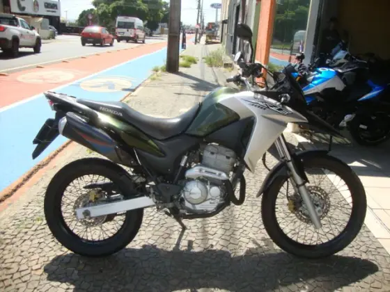 HONDA XRE 300 HONDA XRE 300