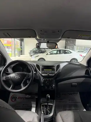 HYUNDAI-HB20-2013