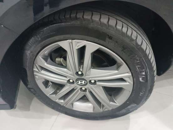 HYUNDAI-HB20S-2024