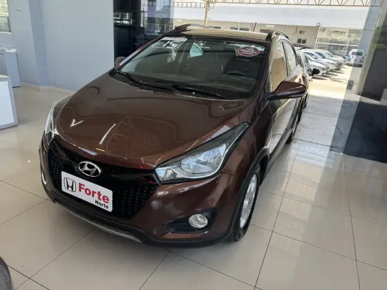 HYUNDAI HB20X 1.6 16V STYLE FLEX 4P MANUAL HYUNDAI HB20X 1.6 16V STYLE FLEX 4P MANUAL