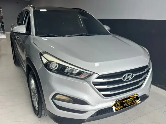 HYUNDAI TUCSON 1.6 16V T-GDI GASOLINA GLS ECOSHIFT HYUNDAI TUCSON 1.6 16V T-GDI GASOLINA GLS ECOSHIFT