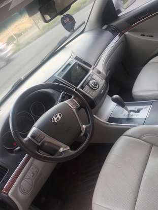 HYUNDAI-VERACRUZ-2010