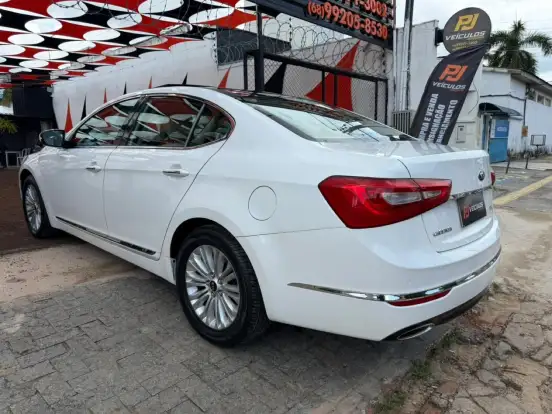 KIA-CADENZA-2014
