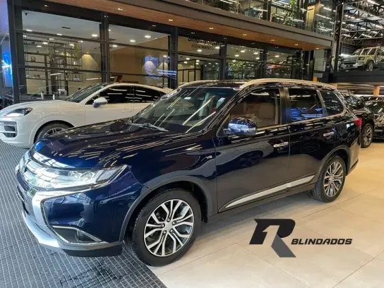 MITSUBISHI OUTLANDER 3.0 GT 4X4 V6 24V GASOLINA 4P AUTOMÁTICO