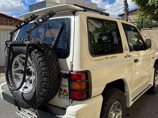 MITSUBISHI-PAJERO-3.5 GLS TOP 4X4 V6 24V GASOLINA 2P AUTOMÁTICO MITSUBISHI-PAJERO-1999