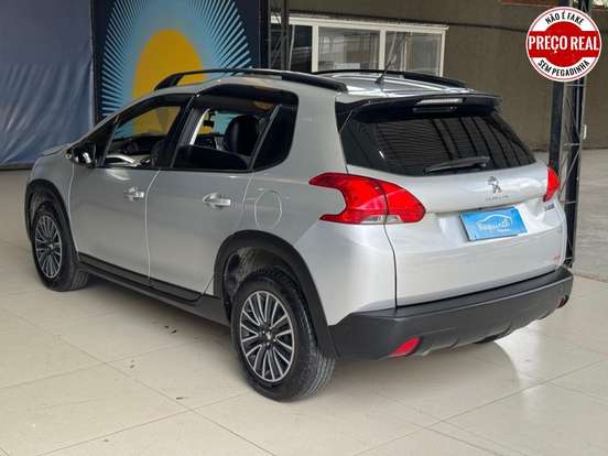 PEUGEOT-2008-2020