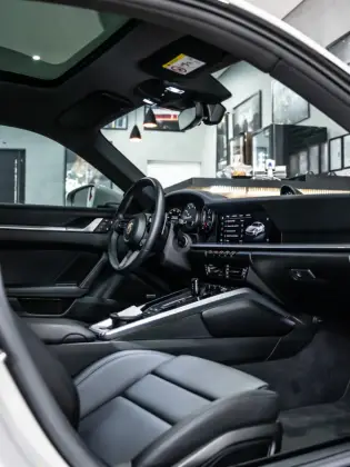 /en/city/cate-car-used-car/porsche-911-2023-3-0-24v-h6-gasoline-carrera-s-pdk-43488469100660736/-12