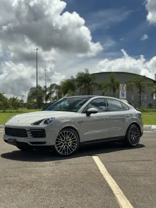 PORSCHE CAYENNE 3.0 V6 E-HYBRID COUPÉ PLATINUM EDITION AWD TIPTRONIC S