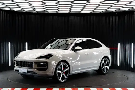 PORSCHE CAYENNE 4.0 V8 GASOLINA S COUPÉ AWD TIPTRONIC S