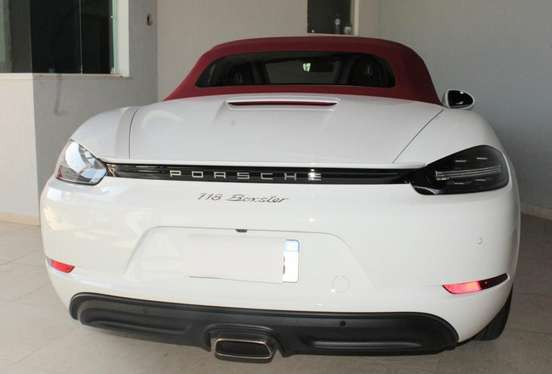 PORSCHE-718-2024