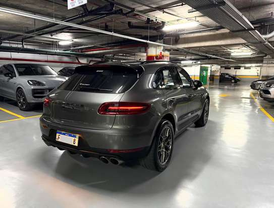 PORSCHE-MACAN-2014