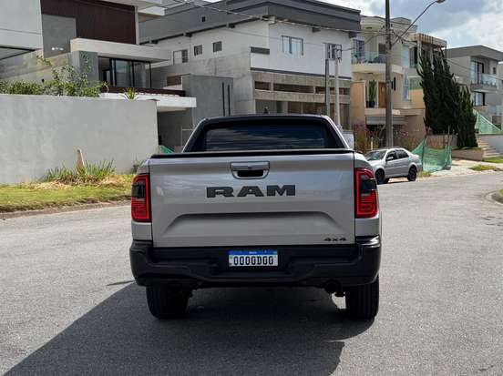 RAM-RAMPAGE-2.0 HURRICANE 4 TURBO GASOLINA R/T 4X4 AUTOMÁTICO RAM-RAMPAGE-2025