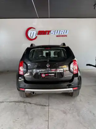RENAULT-DUSTER-2015