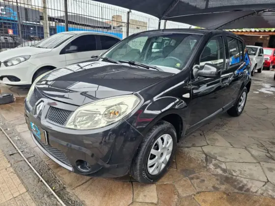 RENAULT SANDERO 1.0 EXPRESSION 16V FLEX 4P MANUAL RENAULT SANDERO 1.0 EXPRESSION 16V FLEX 4P MANUAL