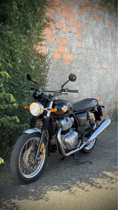 ROYAL ENFIELD INTERCEPTOR 