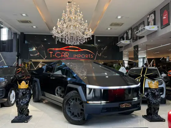 TESLA CYBERTRUCK 122,4 KW ELÉTRICO AWD