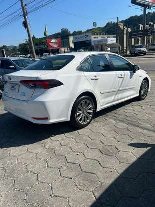 TOYOTA-COROLLA-2022