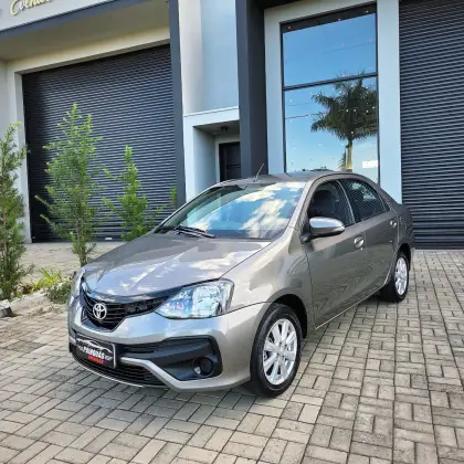 TOYOTA ETIOS 1.5 X PLUS SEDAN 16V FLEX 4P AUTOMÁTICO TOYOTA ETIOS 1.5 X PLUS SEDAN 16V FLEX 4P AUTOMÁTICO