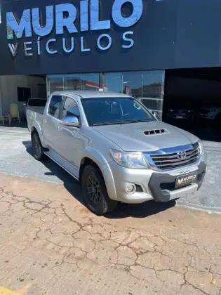 TOYOTA HILUX 3.0 SRV 4X4 CD 16V TURBO INTERCOOLER DIESEL 4P AUTOMÁTICO