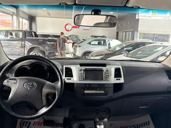 TOYOTA-HILUX-3.0 SRV 4X4 CD 16V TURBO INTERCOOLER DIESEL 4P AUTOMÁTICO TOYOTA-HILUX-2012
