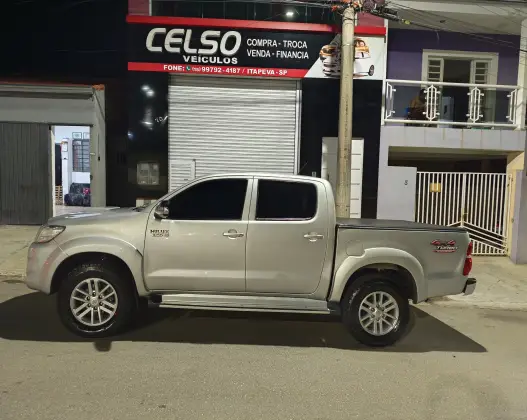 TOYOTA HILUX 3.0 SRV TOP 4X4 CD 16V TURBO INTERCOOLER DIESEL 4P AUTOMÁTICO