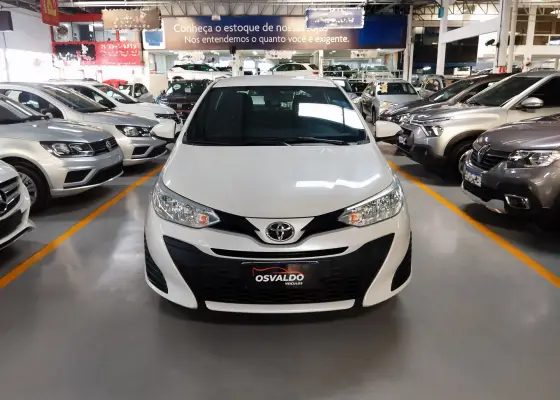 TOYOTA YARIS 1.3 16V FLEX XL LIVE MULTIDRIVE