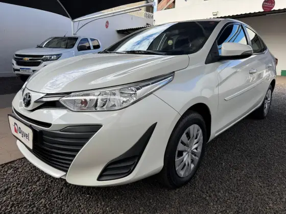 TOYOTA YARIS 1.5 16V FLEX SEDAN XL LIVE MULTIDRIVE