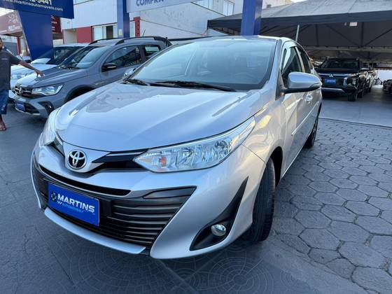 TOYOTA YARIS 1.5 16V FLEX SEDAN XS CONNECT MULTIDRIVE