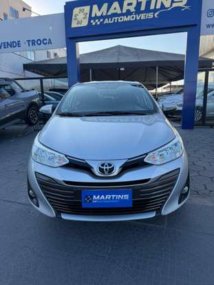TOYOTA-YARIS-2021