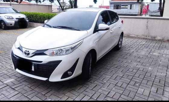 TOYOTA YARIS 1.3 16V FLEX XL PLUS TECH MULTIDRIVE