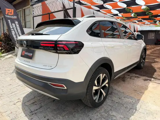 VOLKSWAGEN-NIVUS-1.0 200 TSI TOTAL FLEX HIGHLINE AUTOMÁTICO VOLKSWAGEN-NIVUS-2020