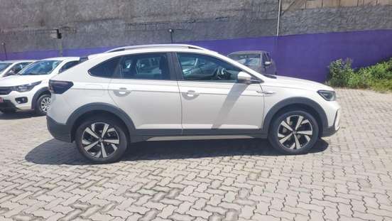 VOLKSWAGEN-NIVUS-1.0 200 TSI TOTAL FLEX HIGHLINE AUTOMÁTICO VOLKSWAGEN-NIVUS-2024