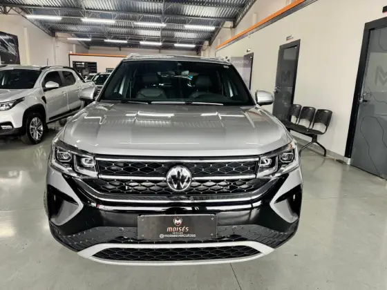 VOLKSWAGEN TAOS 1.4 250 TSI TOTAL FLEX HIGHLINE AUTOMÁTICO