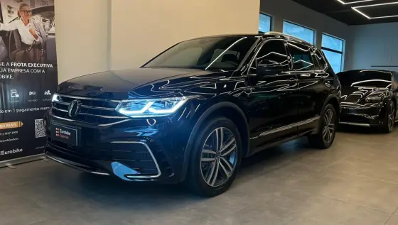 VOLKSWAGEN TIGUAN 2.0 300 TSI GASOLINA ALLSPACE R-LINE AUTOMÁTICO