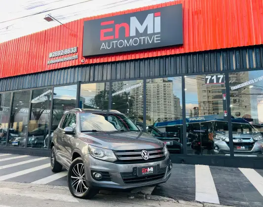 VOLKSWAGEN TIGUAN 2.0 TSI 16V TURBO GASOLINA 4P TIPTRONIC VOLKSWAGEN TIGUAN 2.0 TSI 16V TURBO GASOLINA 4P TIPTRONIC