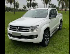 VOLKSWAGEN AMAROK 2.0 HIGHLINE 4X4 CD 16V TURBO INTERCOOLER DIESEL 4P AUTOMÁTICO VOLKSWAGEN AMAROK 2.0 HIGHLINE 4X4 CD 16V TURBO INTERCOOLER DIESEL 4P AUTOMÁTICO