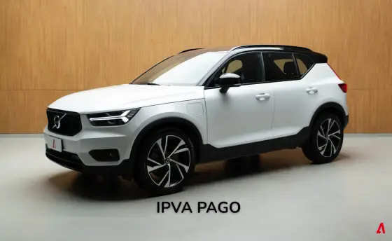 VOLVO XC40 1.5 T5 RECHARGE R-DESIGN GEARTRONIC