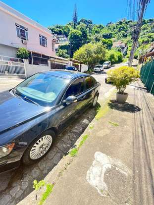 VOLVO-S40-2004