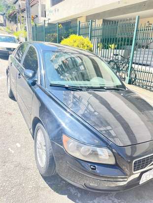 VOLVO-S40-2004