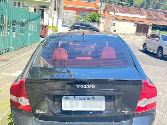 VOLVO-S40-2.5 T5 TURBO GASOLINA 4P AUTOMÁTICO VOLVO-S40-2004