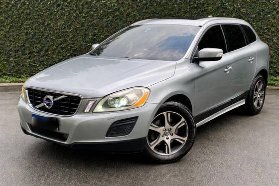 VOLVO XC60 2.0 T5 DYNAMIC FWD TURBO GASOLINA 4P AUTOMÁTICO