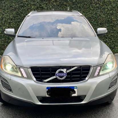 VOLVO-XC60-2011