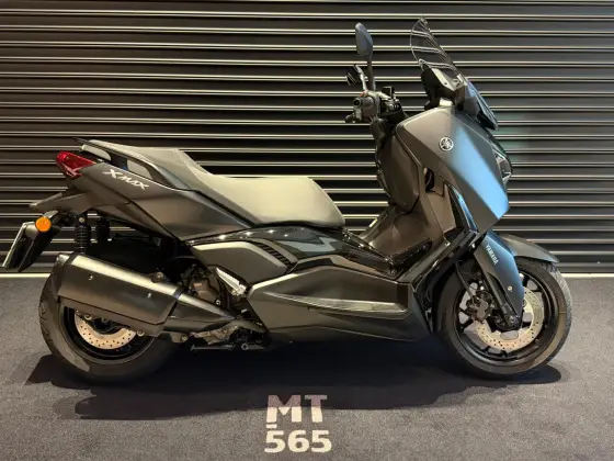 YAMAHA XMAX 250 CONNECTED ABS YAMAHA XMAX 250 CONNECTED ABS